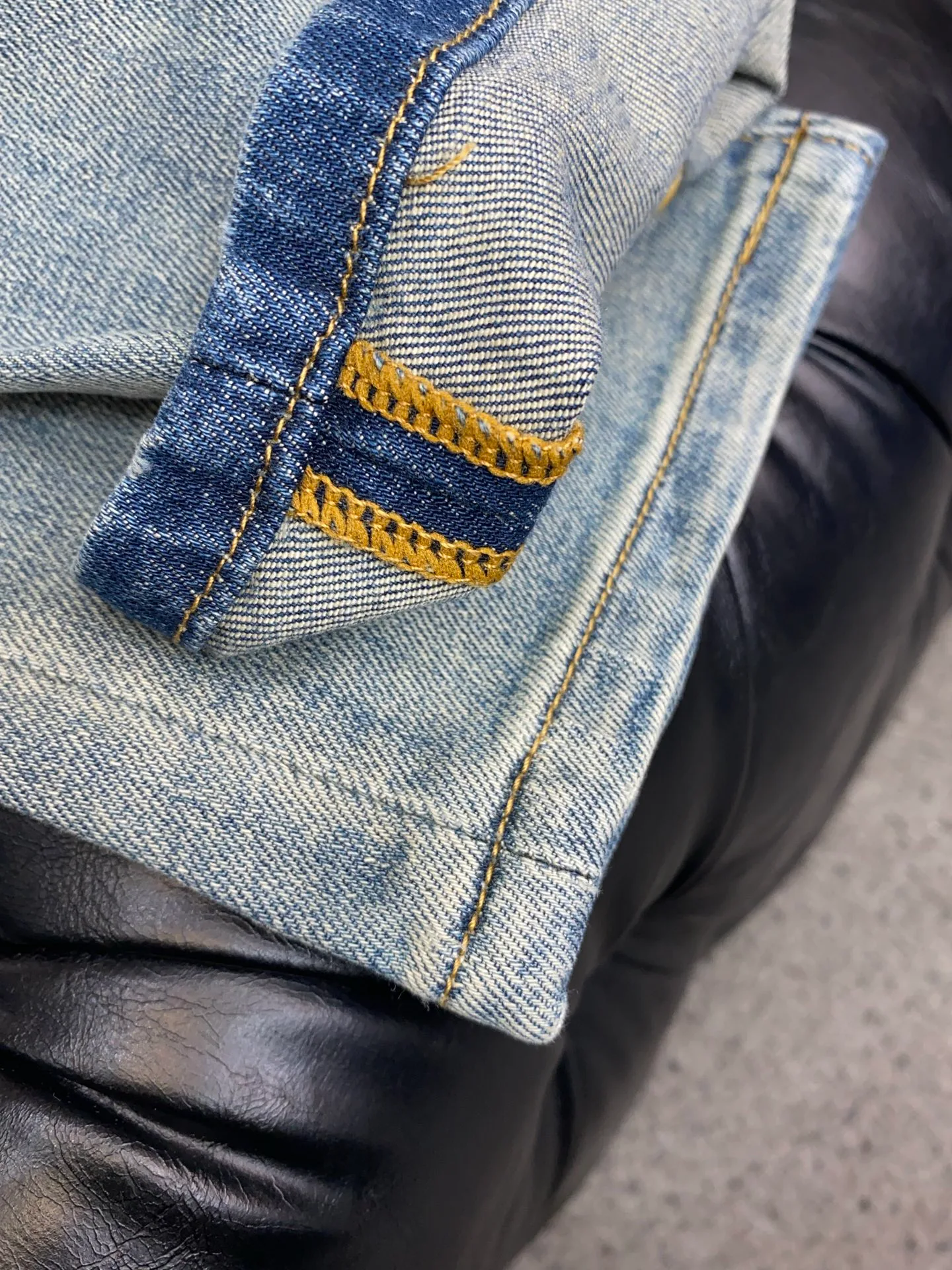 Джинсы Мужские Moncler 11790550