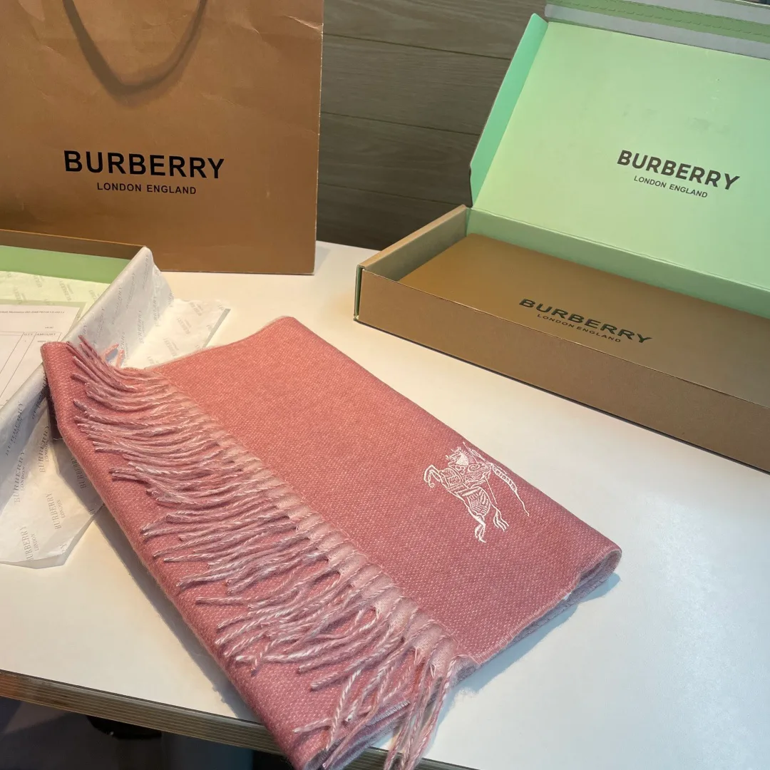 Шарфы Burberry 1303519