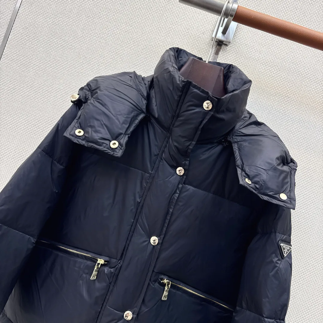 Куртки И Пуховики Женские Prada 18398214