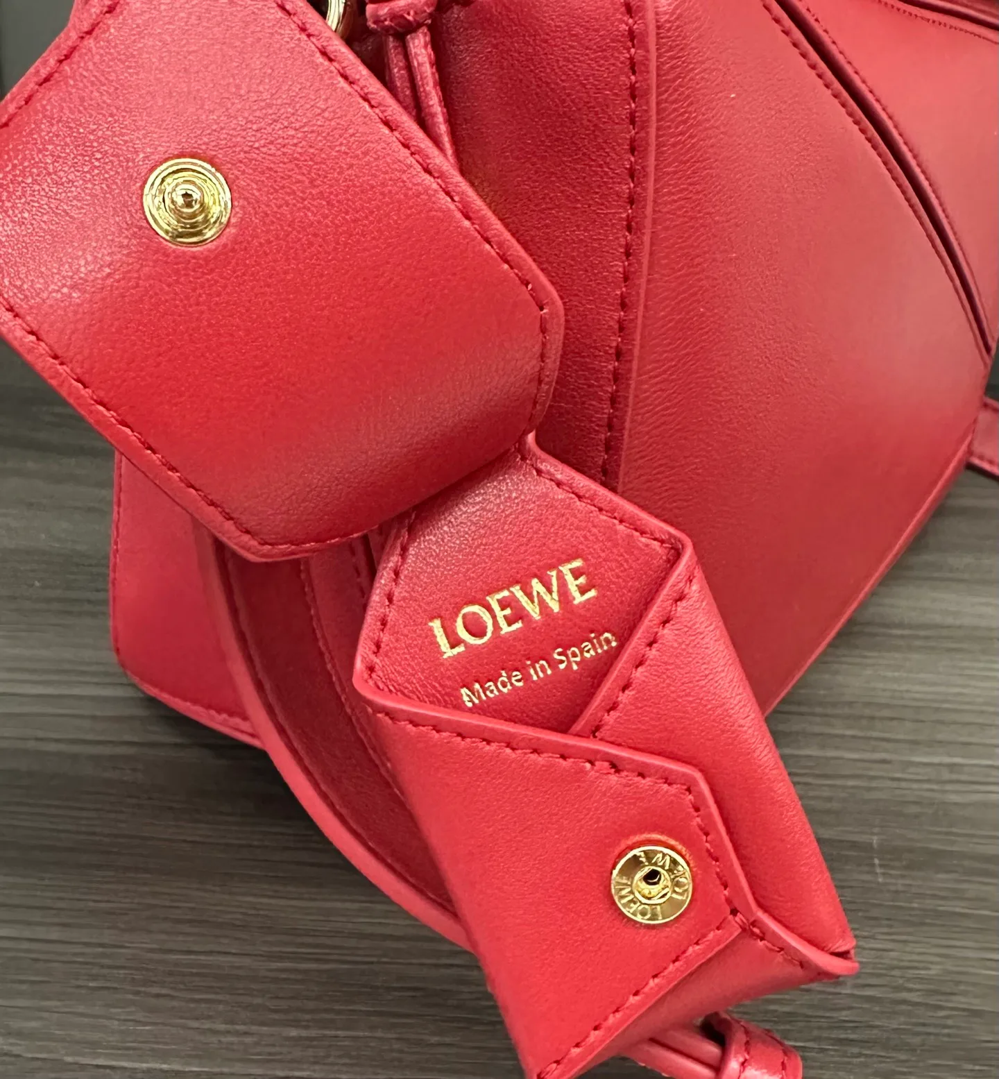 Классические Сумки Женские Loewe 11837648