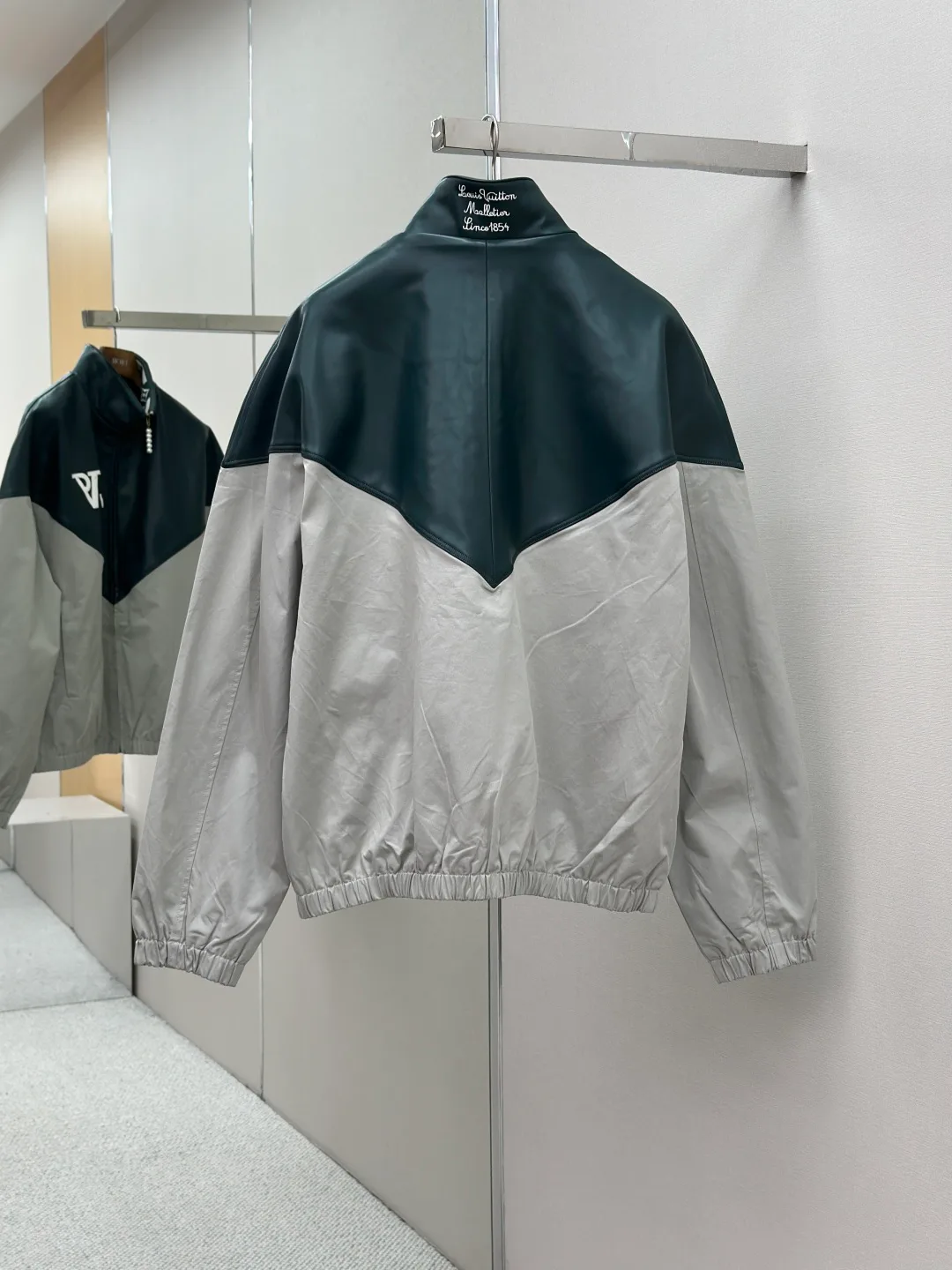 Куртки И Пуховики Мужские Louis Vuitton 179084