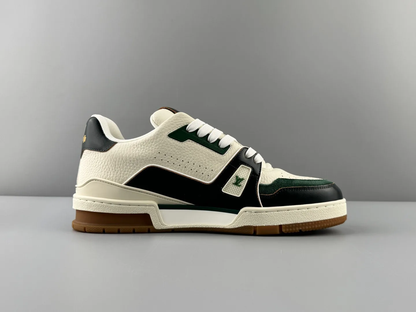 Кроссовки Мужские Louis Vuitton 12634389