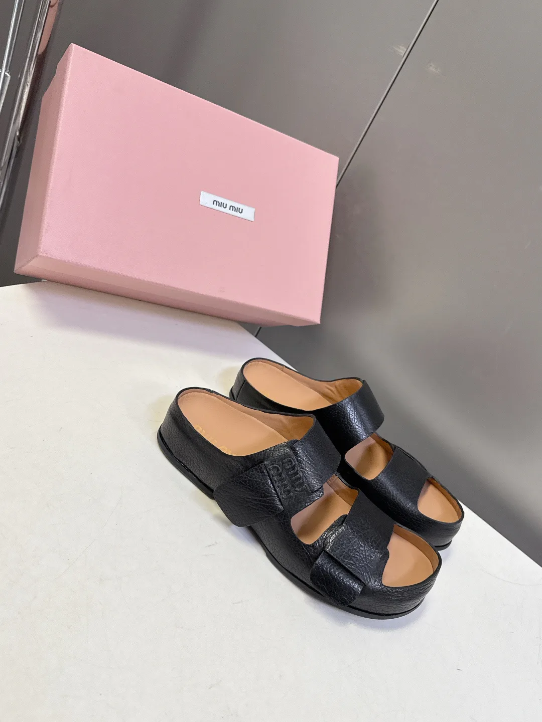 Сандалии Женские Miu Miu 13581792
