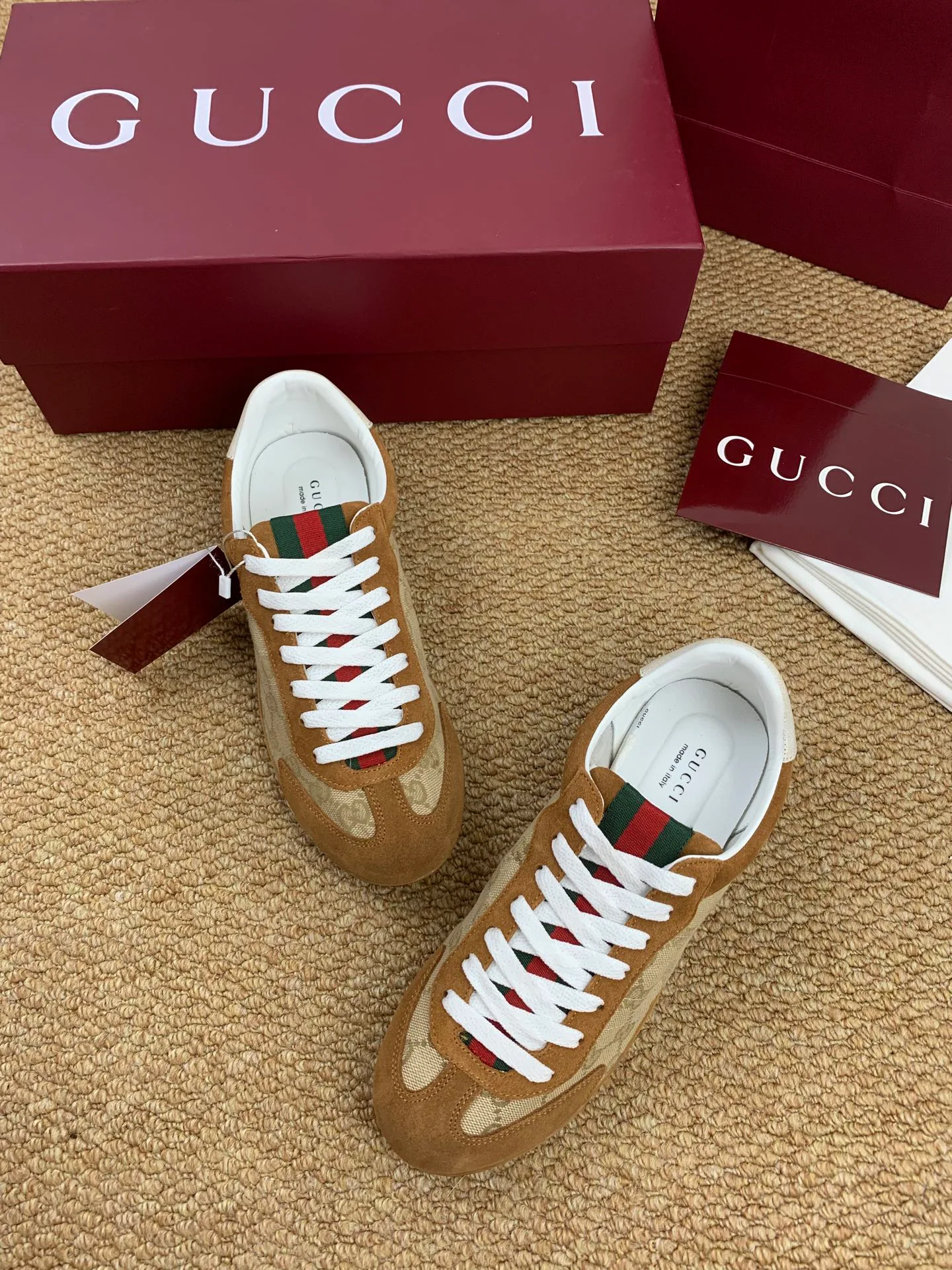 Кроссовки Женские Gucci 10646361
