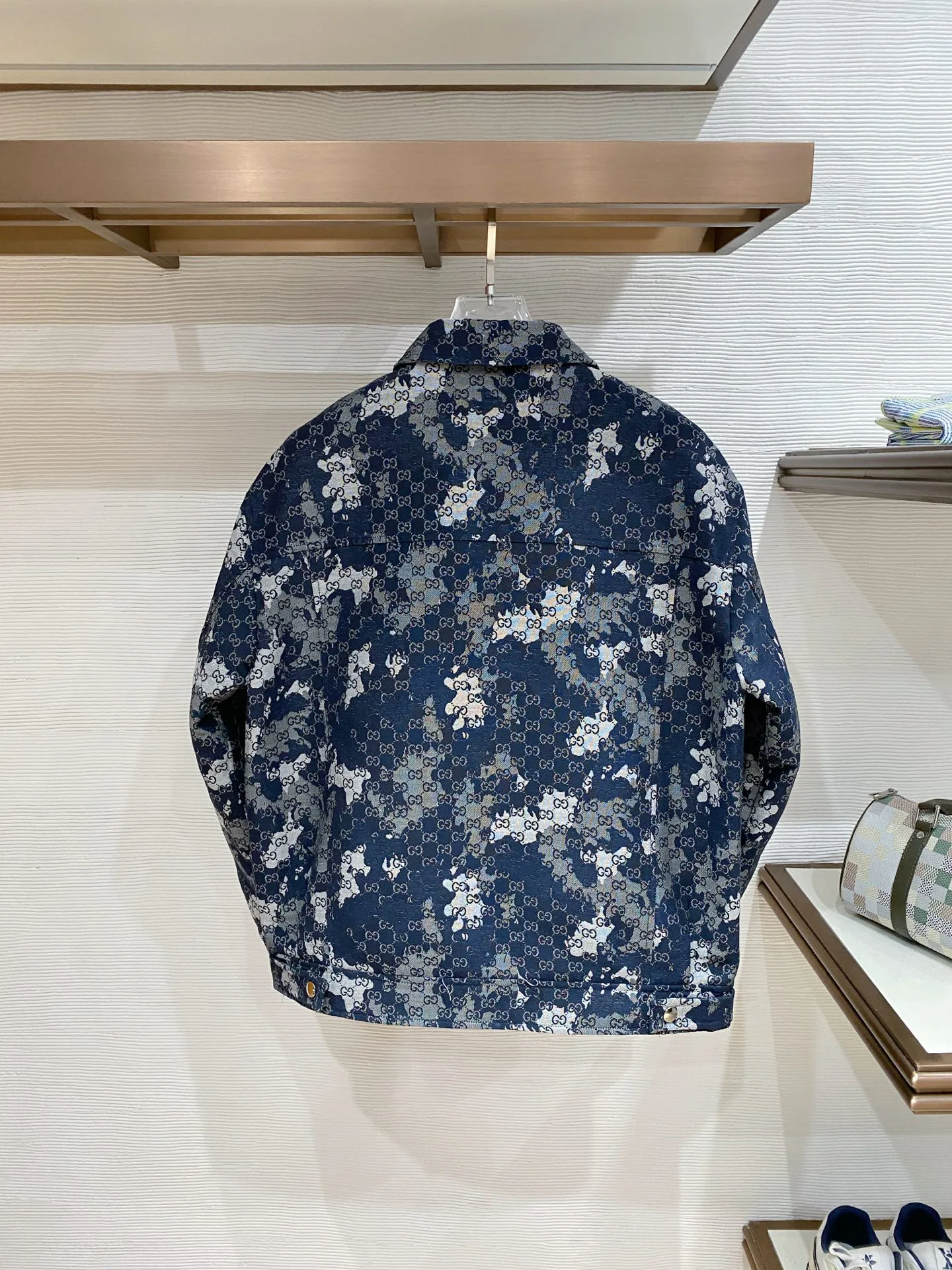 Куртки И Пуховики Мужские Gucci 5771840