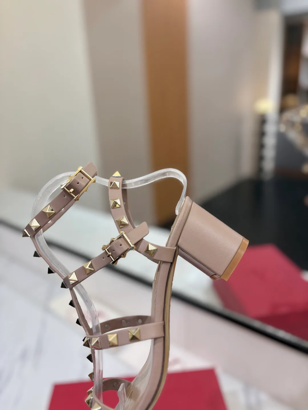 Босоножки Женские Valentino 11683075