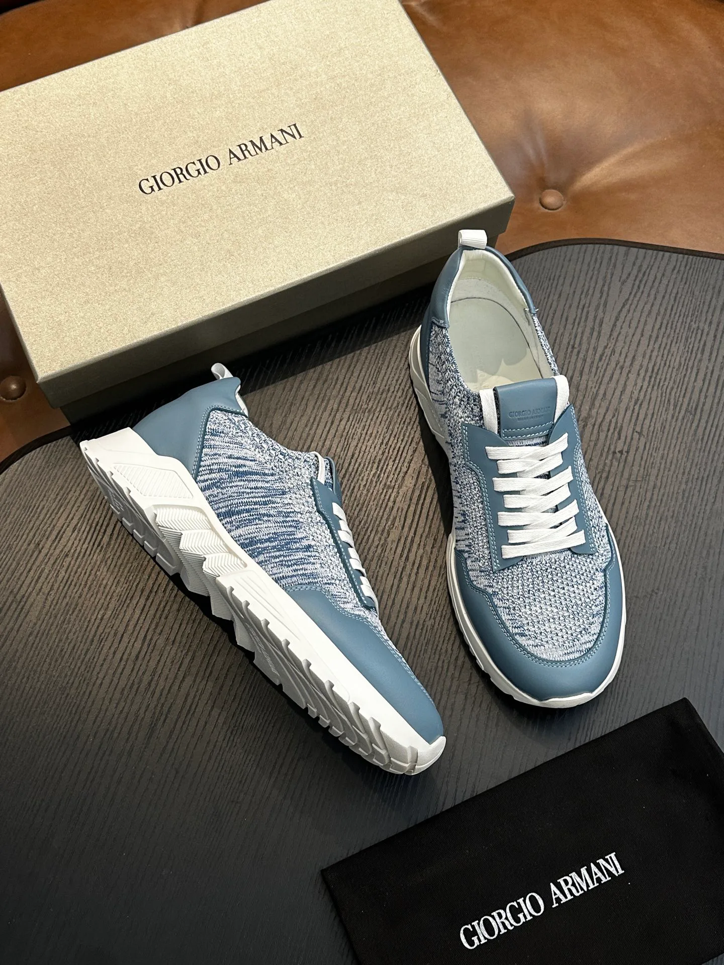 Кроссовки Мужские Armani 10490066