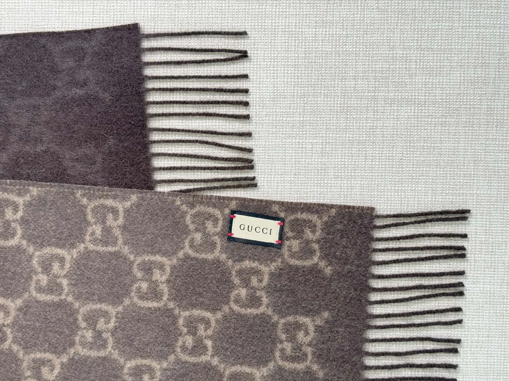 Шарфы Gucci 2204