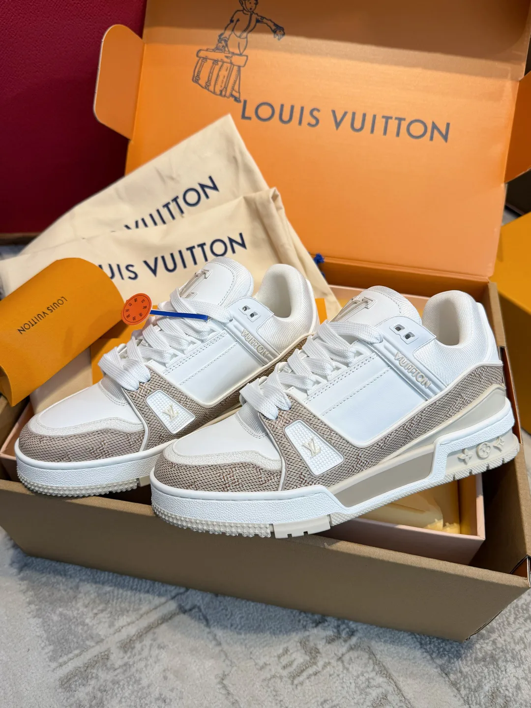 Кроссовки Женские Louis Vuitton 12789344