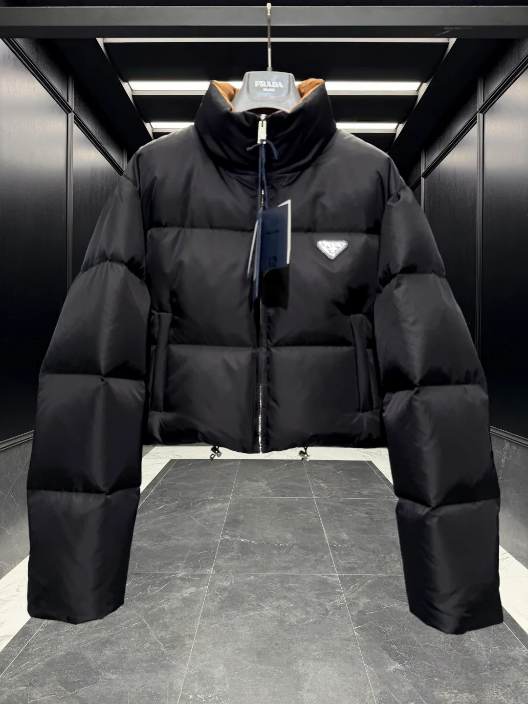 Куртки И Пуховики Женские Prada 19199076