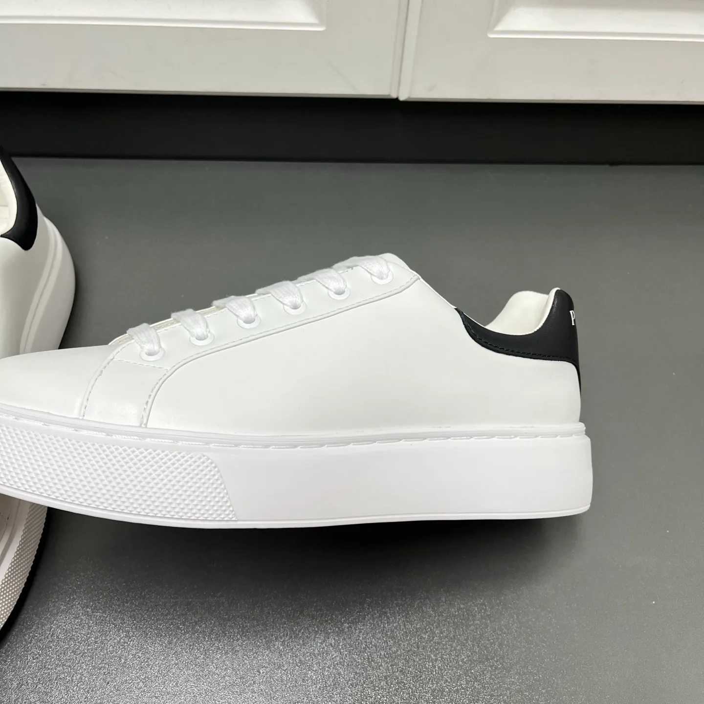Кроссовки Мужские Prada 17457813