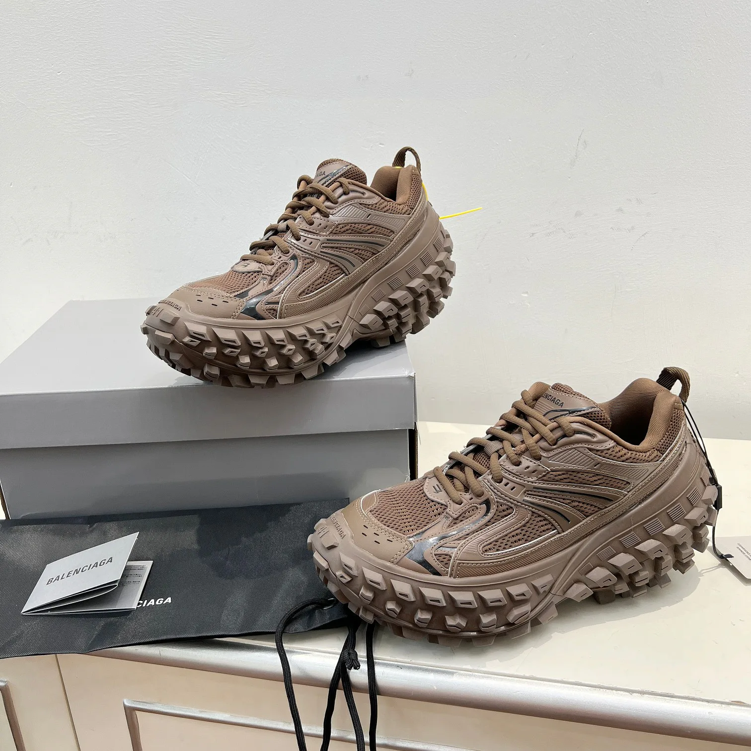 Кроссовки Женские Balenciaga 6428075