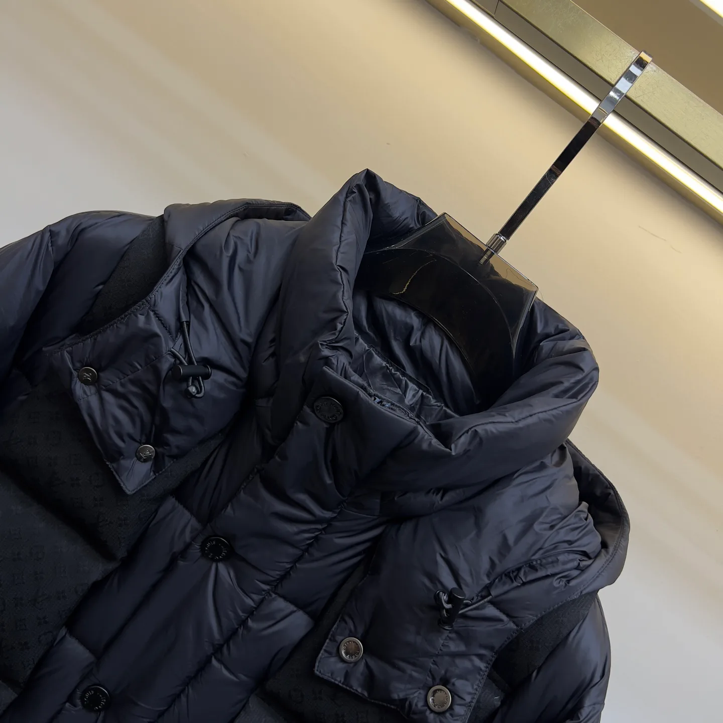 Куртки Женские Louis Vuitton 303072