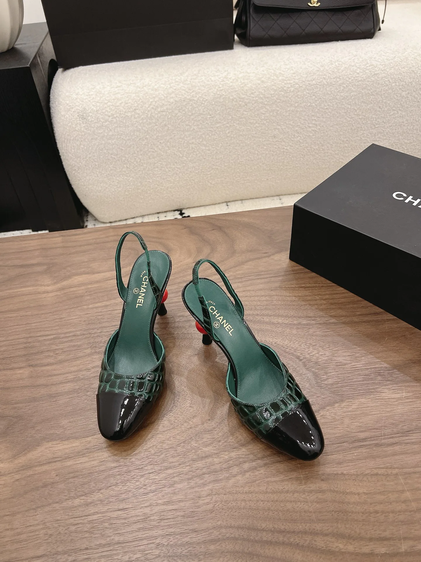 Туфли Женские Chanel 16944206