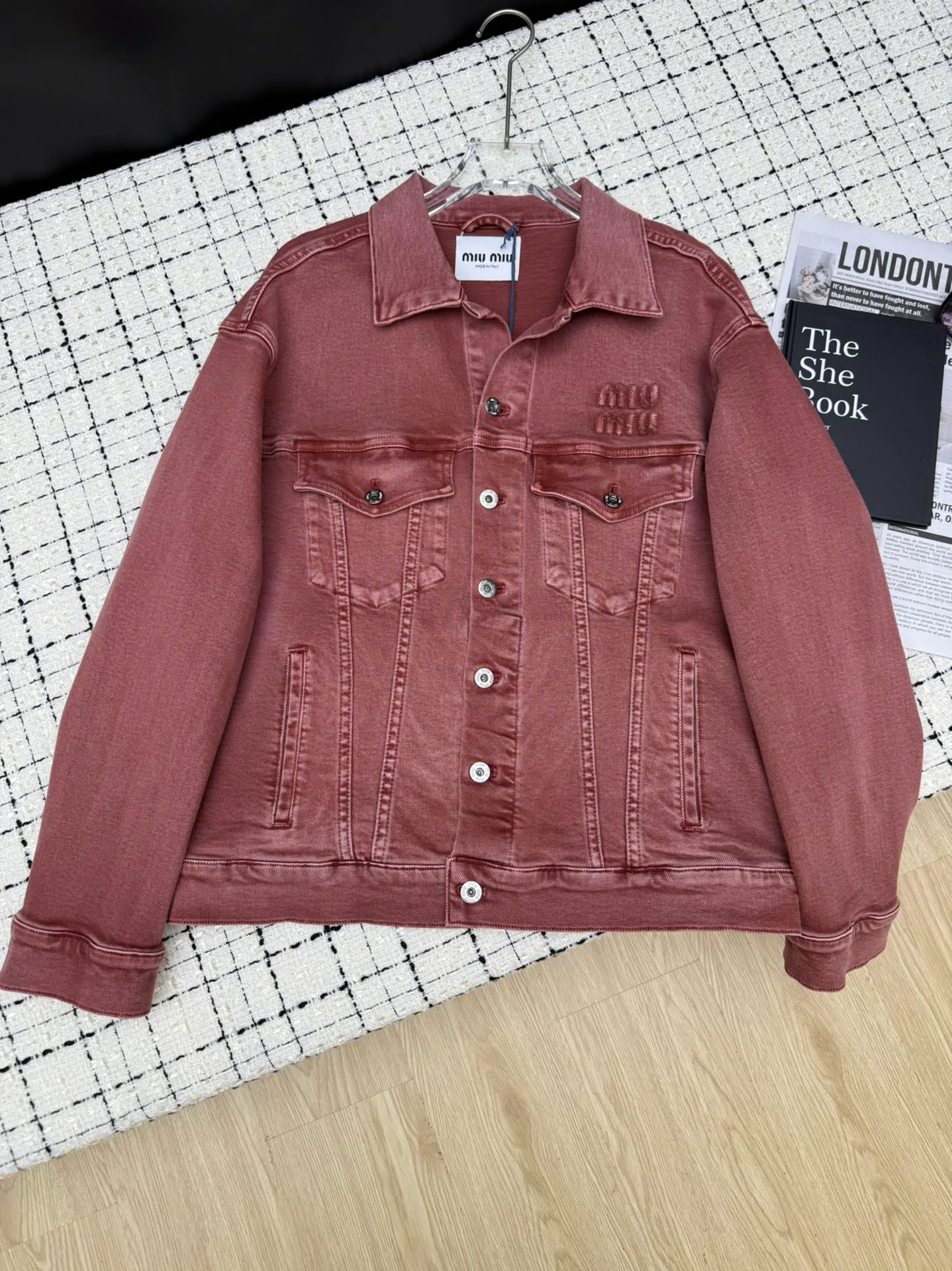 Куртки И Пуховики Женские Miu Miu 18743054