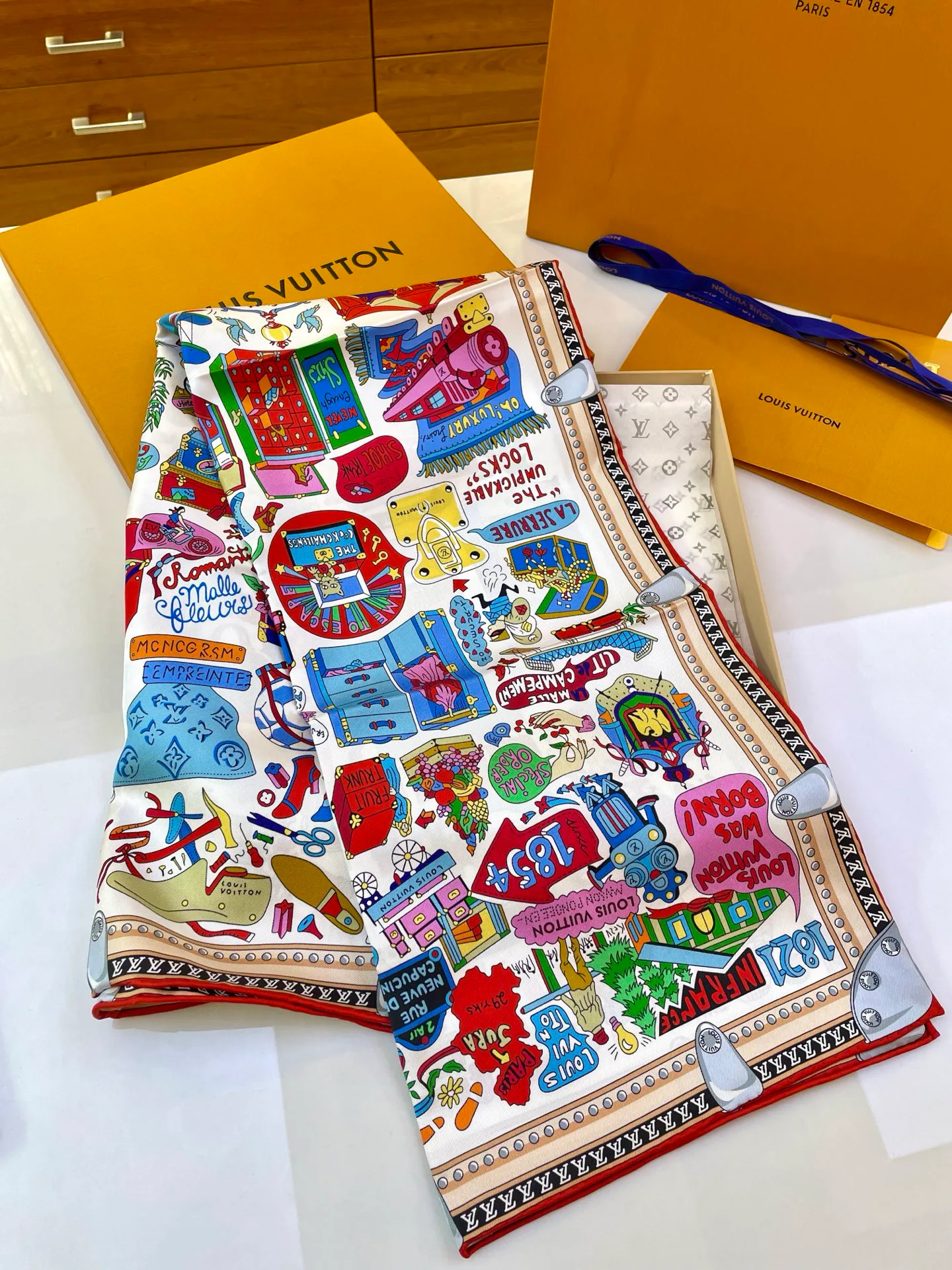 Шарфы Louis Vuitton 6645279