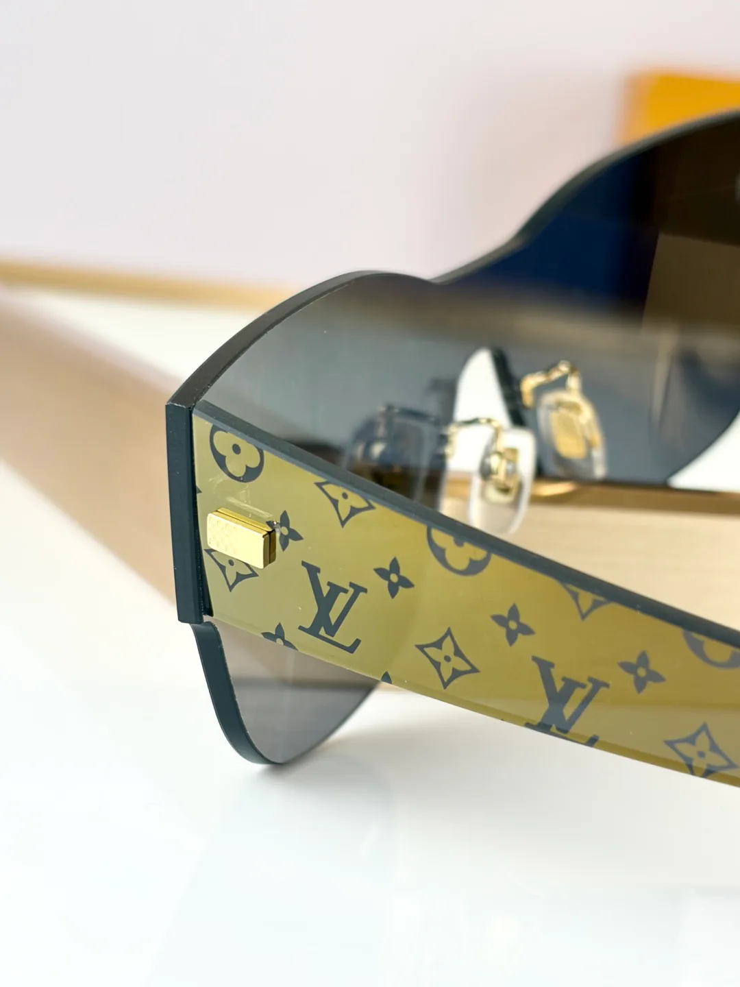 Очки Louis Vuitton 11562195