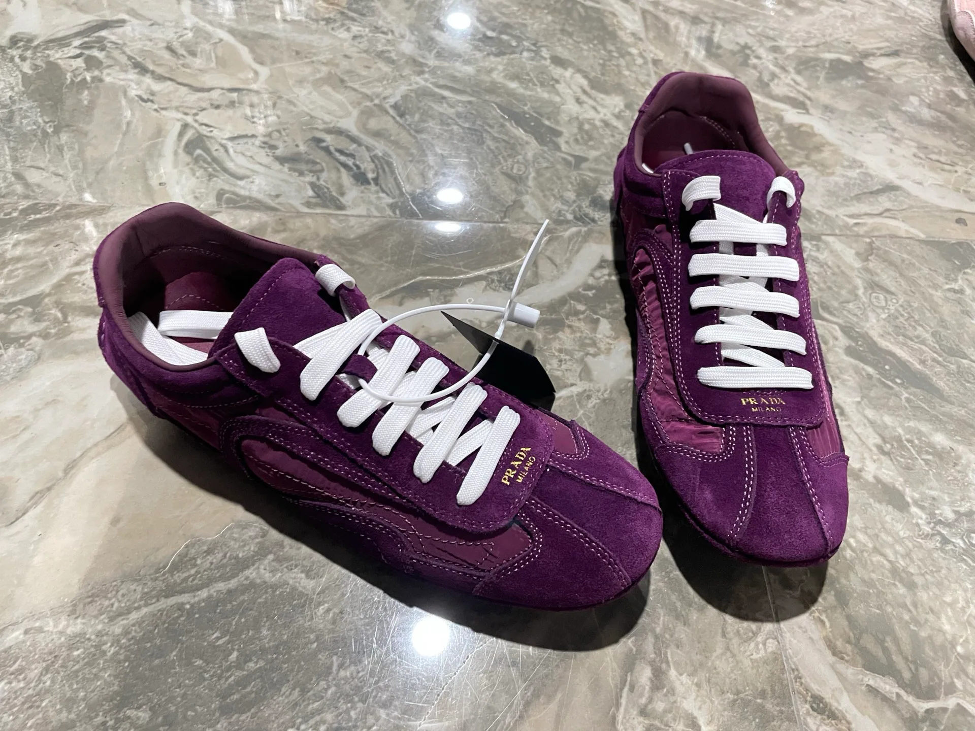 Кроссовки Женские Prada 9833763