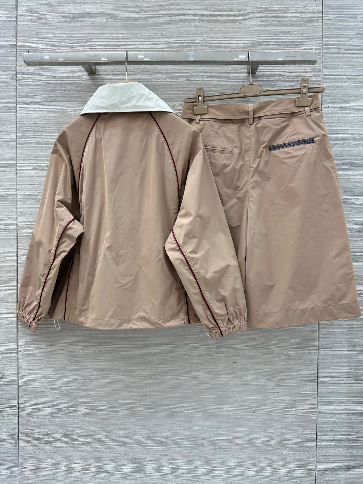 Шорты Женские Brunello Cucinelli 9840370