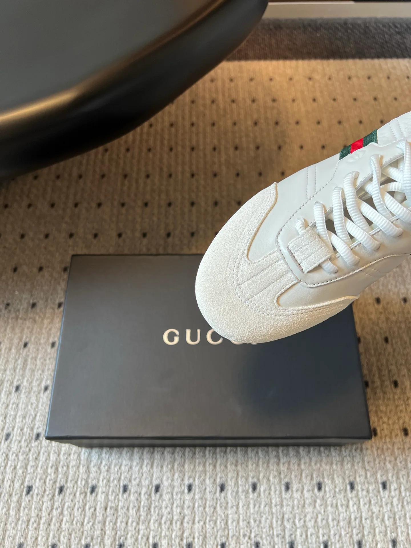 Кроссовки Женские Gucci 17614655