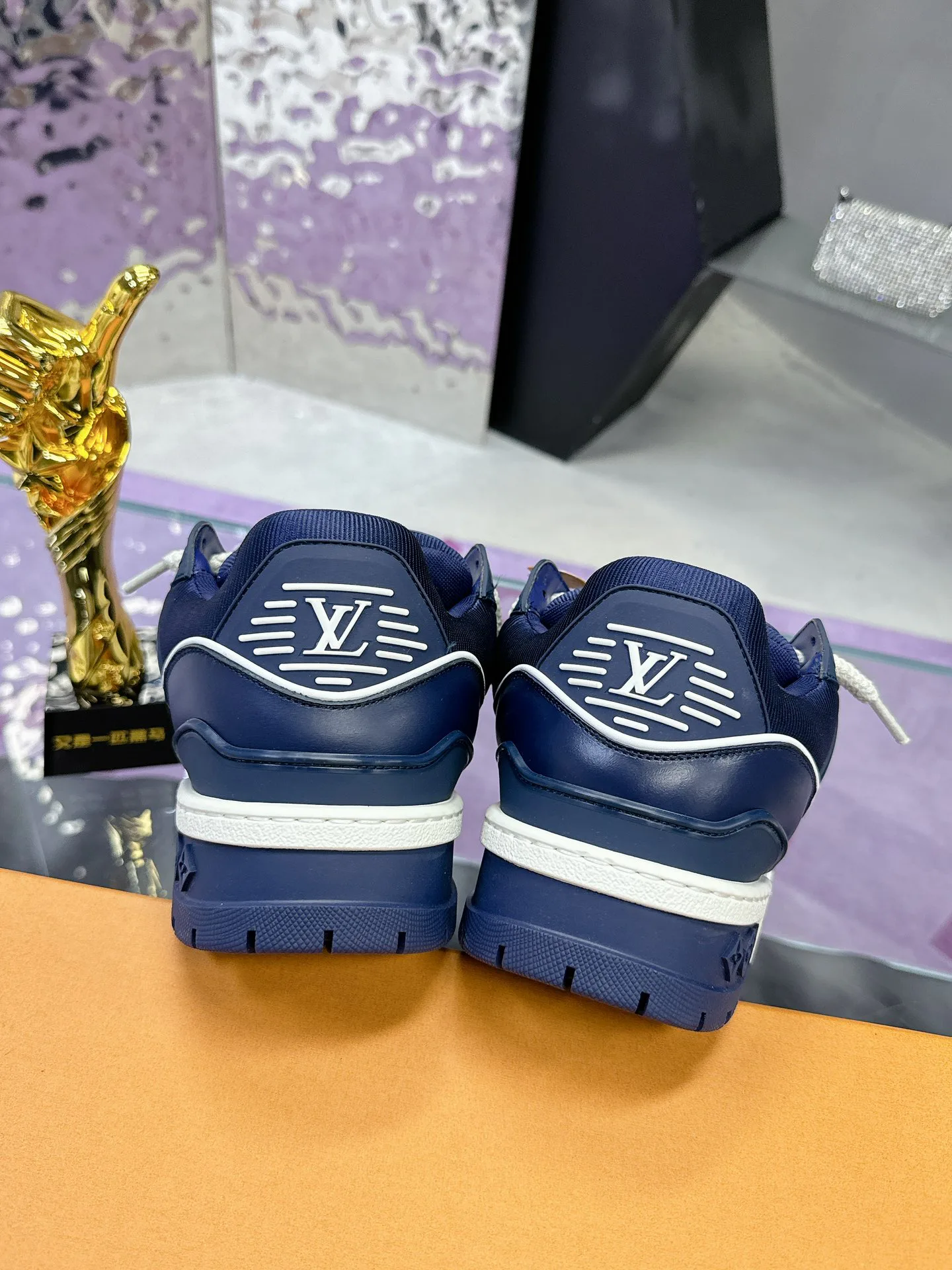 Кроссовки Мужские Louis Vuitton 276133