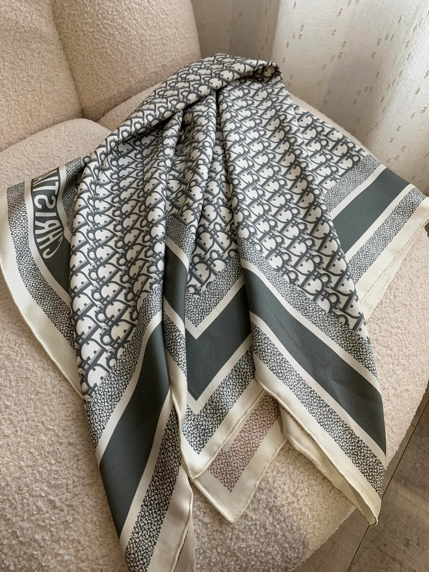 Платки Fendi 13351567