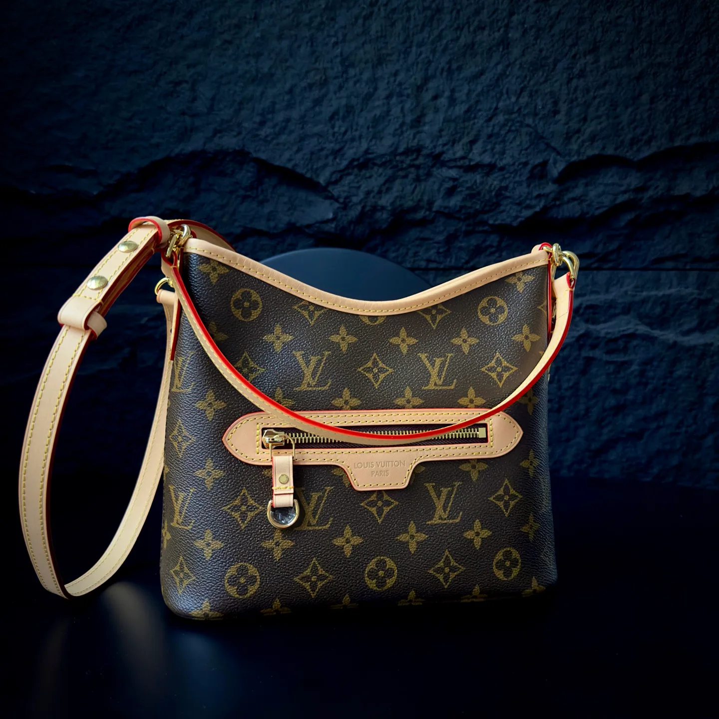 Классические Сумки Женские Louis Vuitton 18170512
