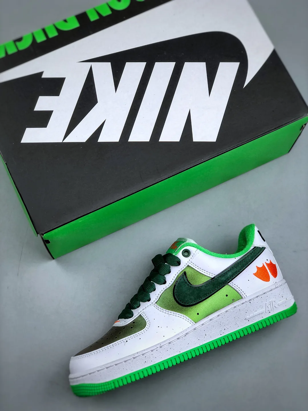 Кроссовки Женские Nike 660645