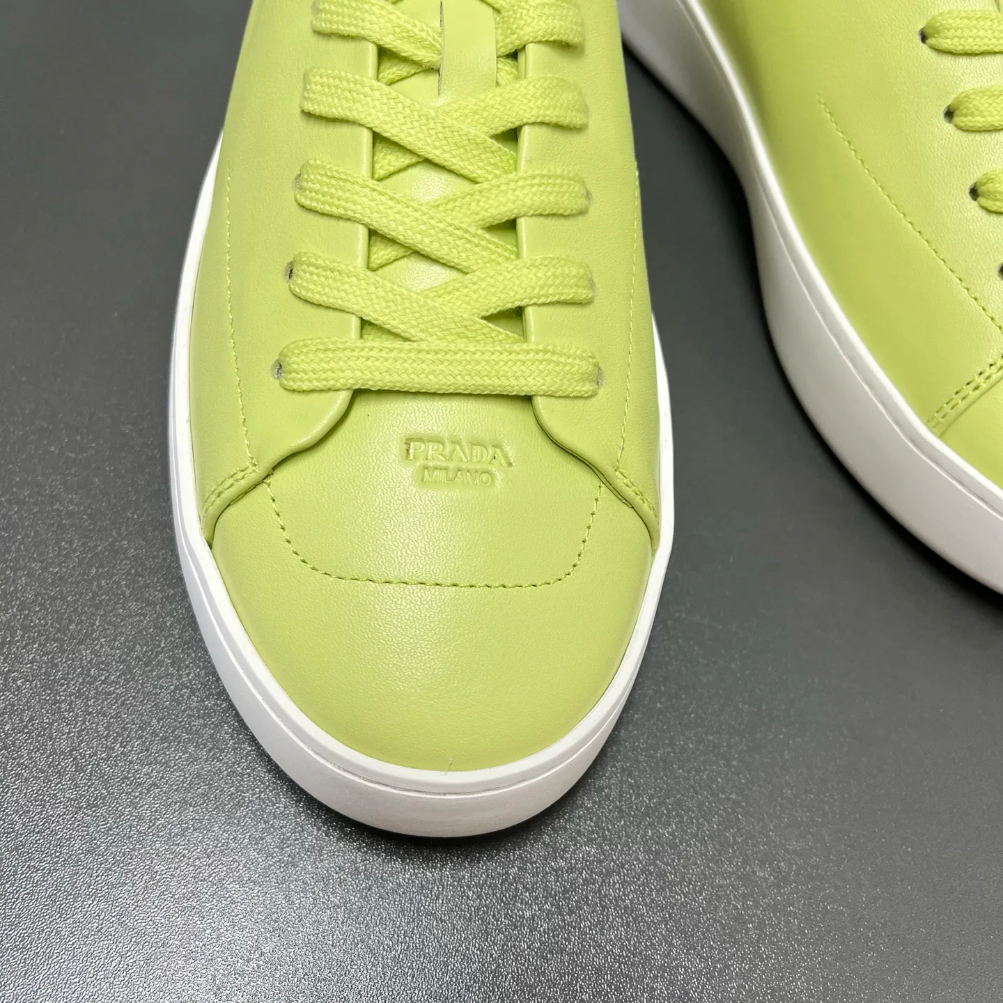 Кроссовки Мужские Prada 16940091