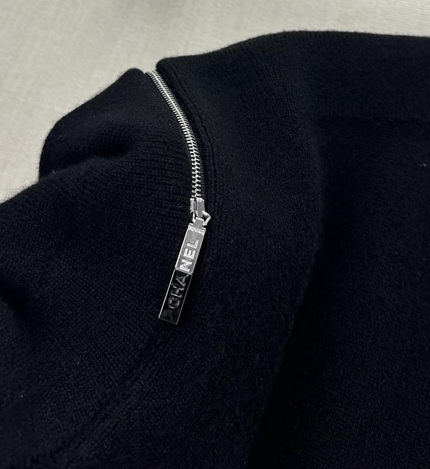 Джемперы И Свитеры Женские Chanel 15870