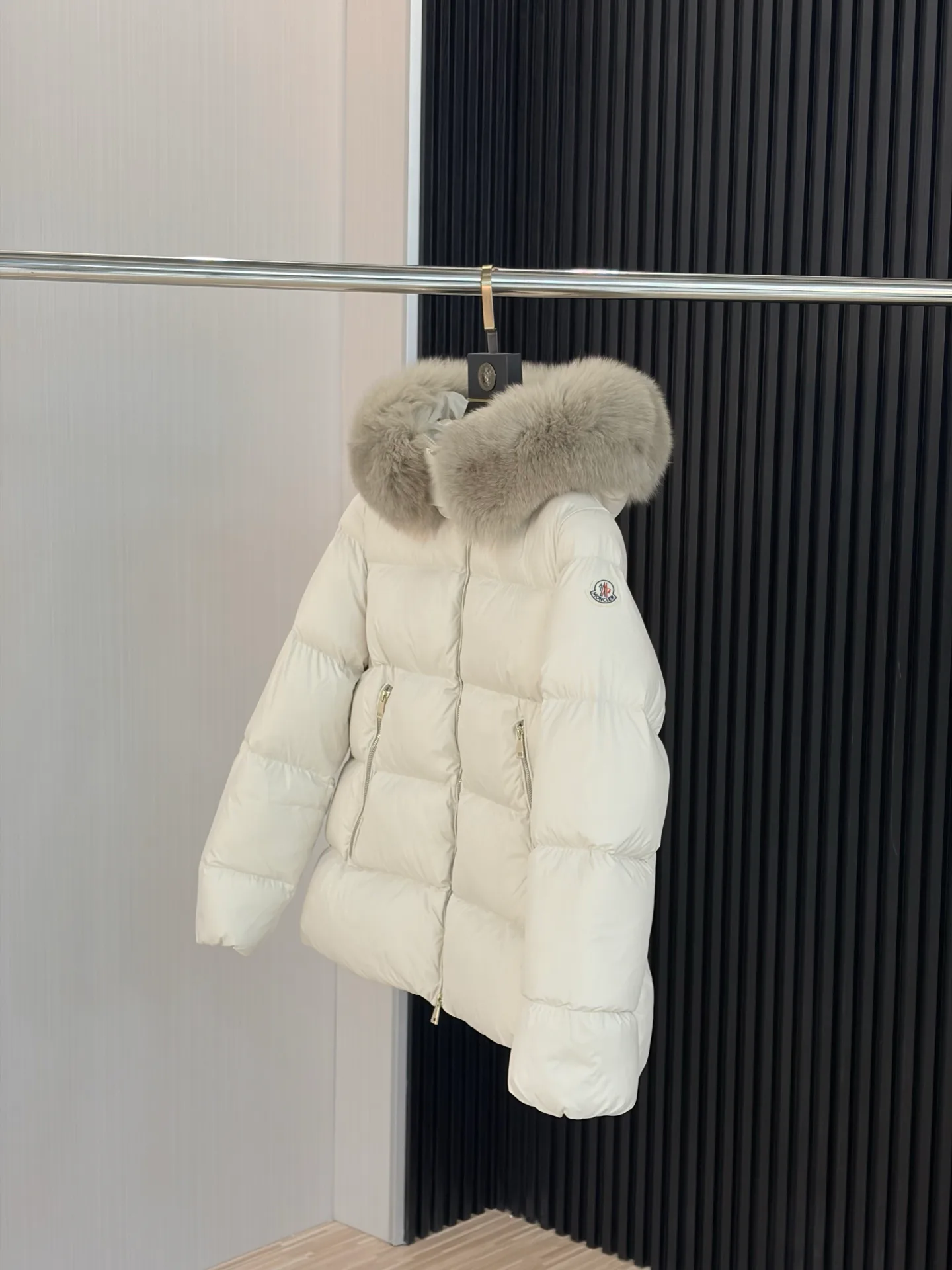 Куртки И Пуховики Женские Moncler 18188672