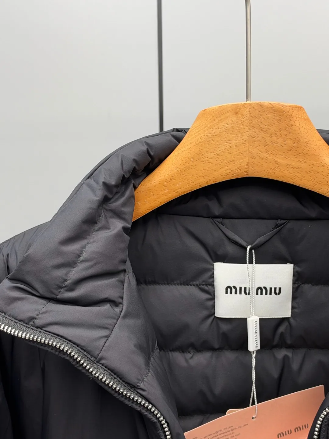 Куртки И Пуховики Женские Miu Miu 18710106