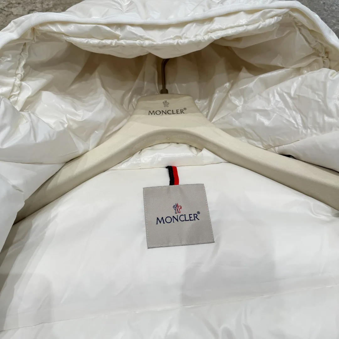 Куртки И Пуховики Женские Moncler 18722798
