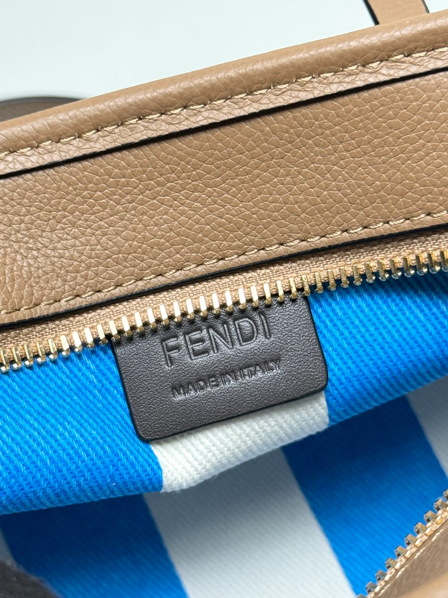 Классические Сумки Женские Fendi 13234546