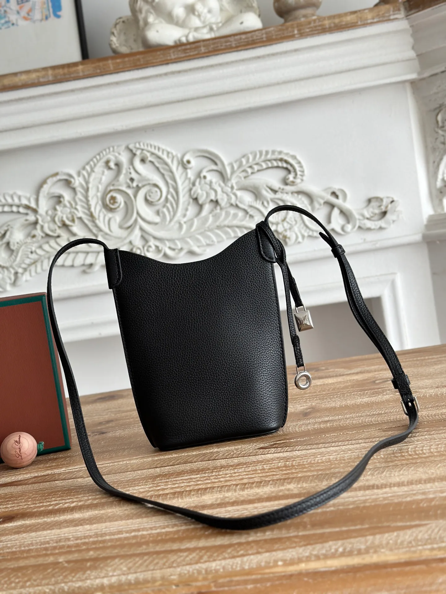 Классические Сумки Женские Loro Piana 13094796