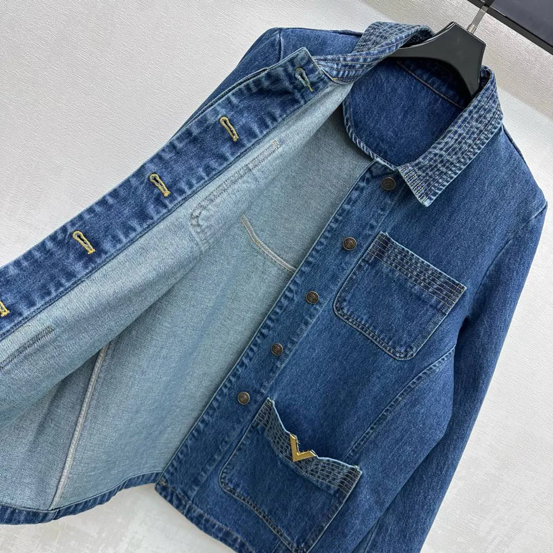 Куртки И Пуховики Женские Valentino 9820460