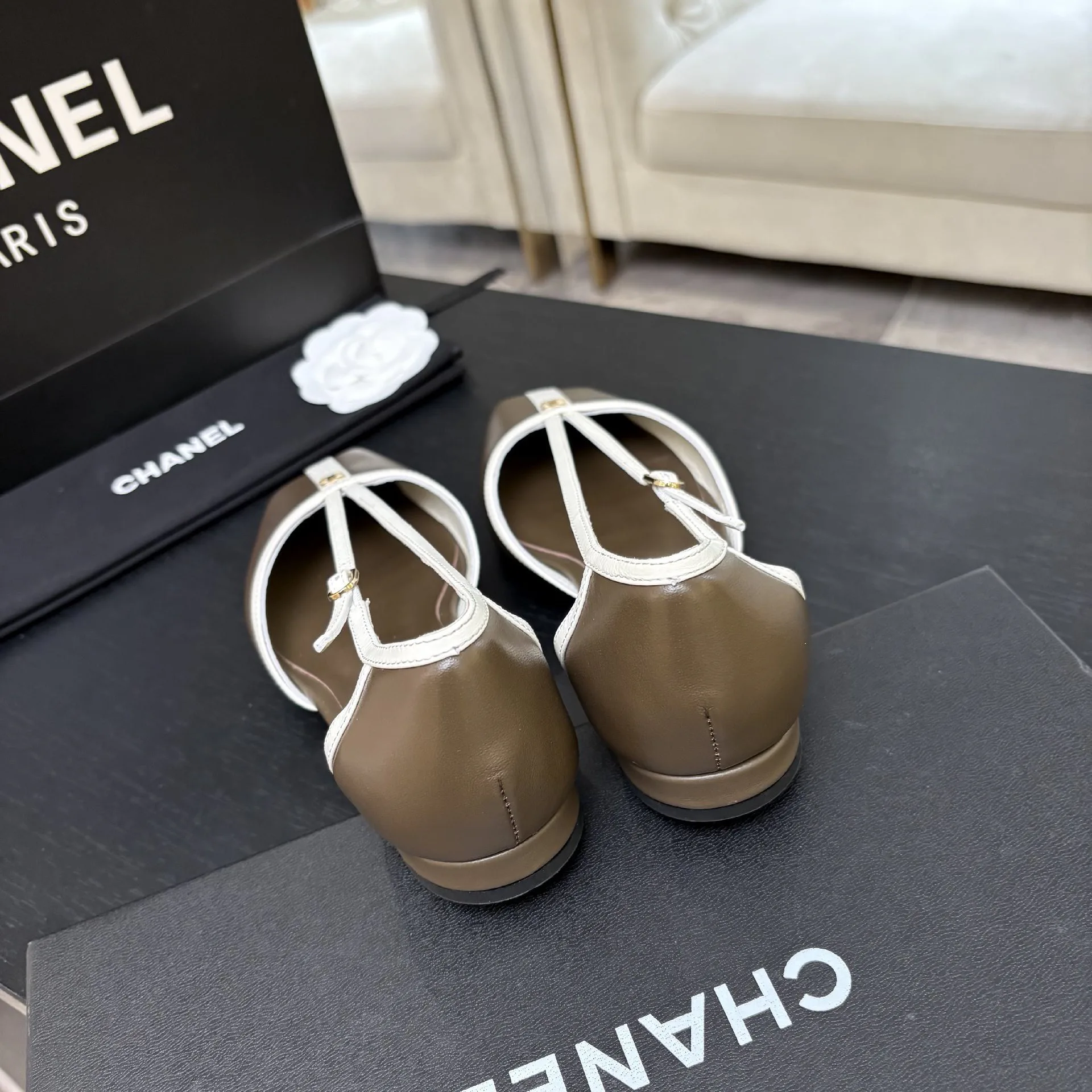 Босоножки Женские Chanel 19554670