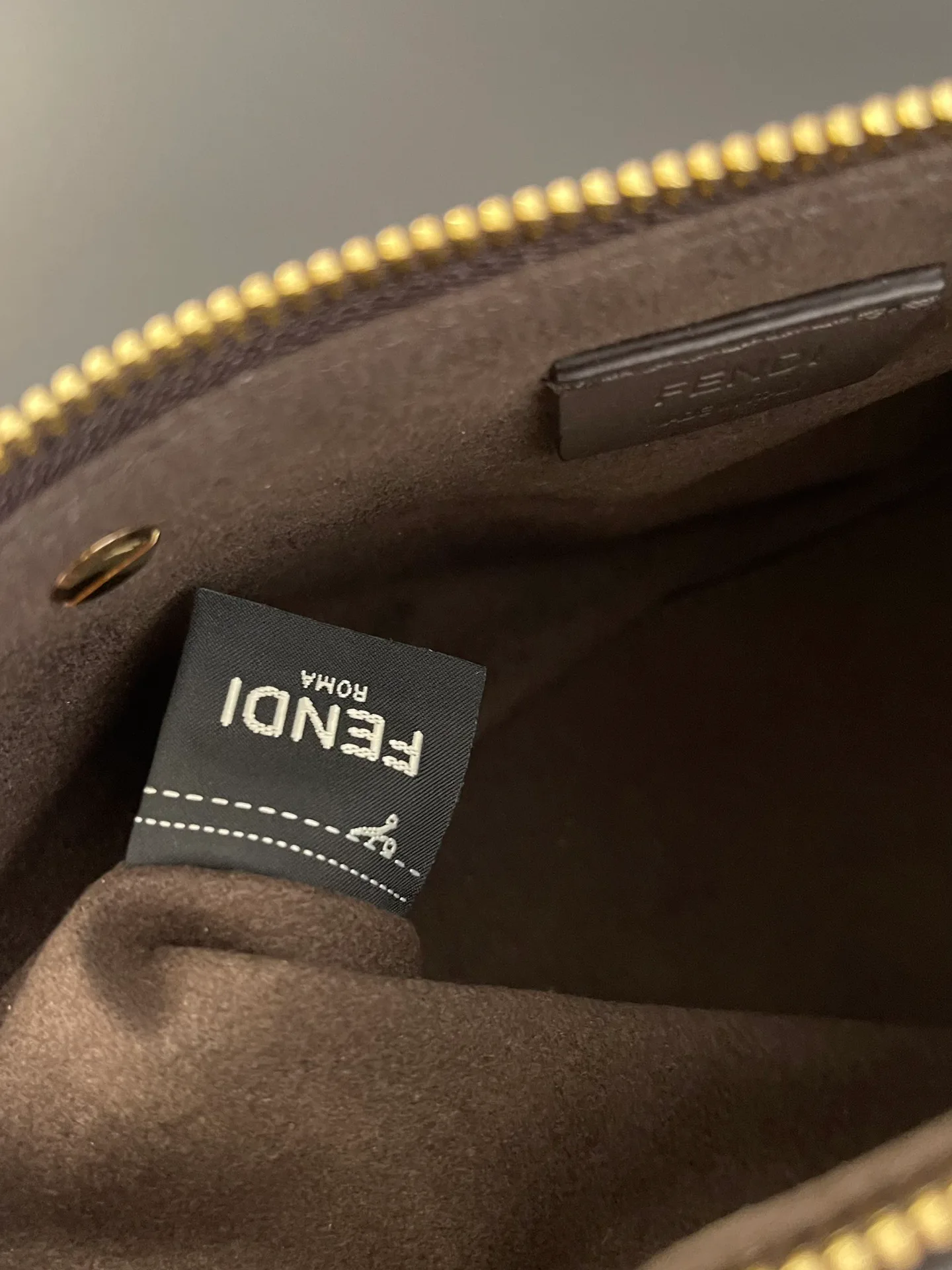 Сумки На Ремне Женские Fendi 1253900