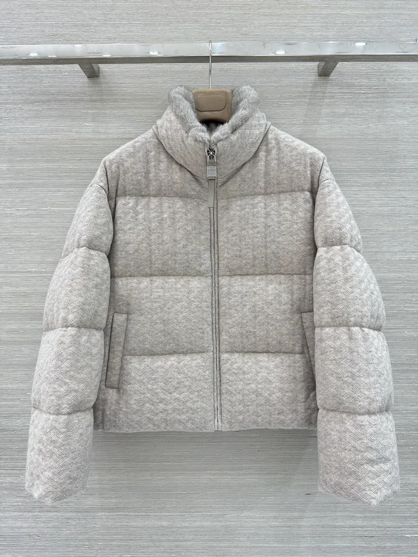 Куртки И Пуховики Женские Brunello Cucinelli 18768638