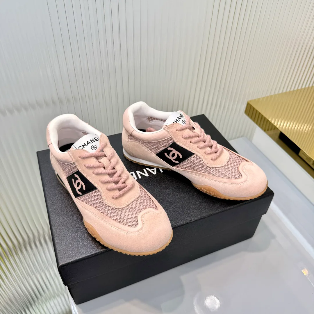 Кроссовки Женские Chanel 18366993