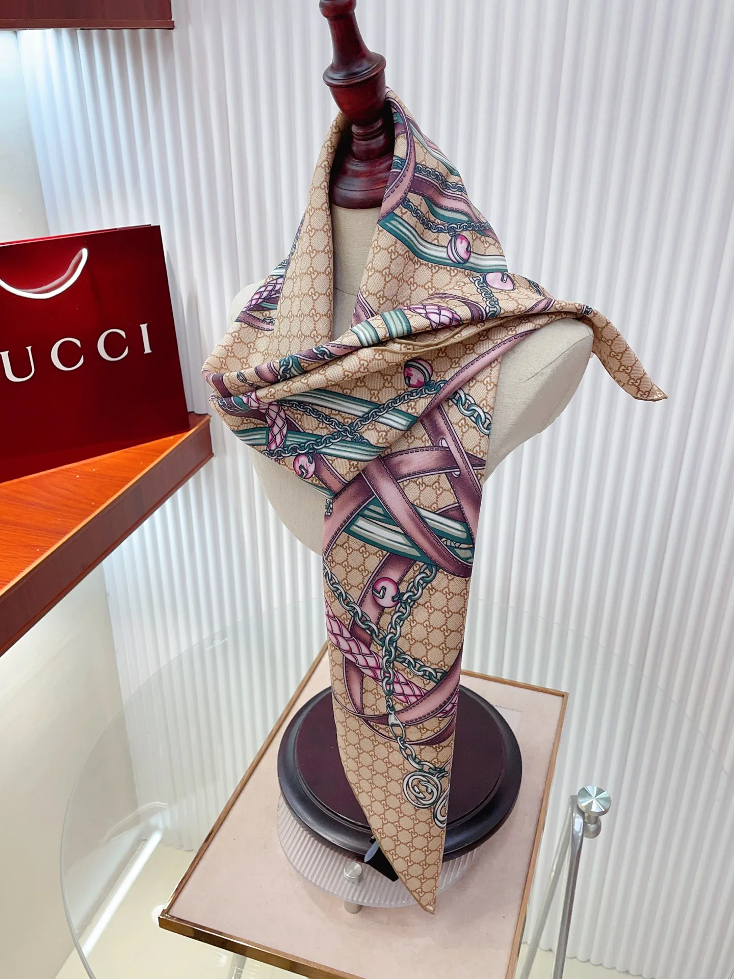Платки Goyard 11585468