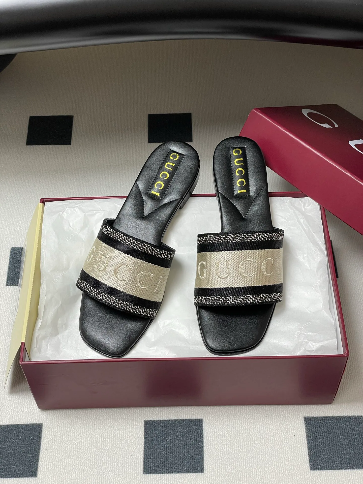 Шлепанцы Женские Gucci 22782