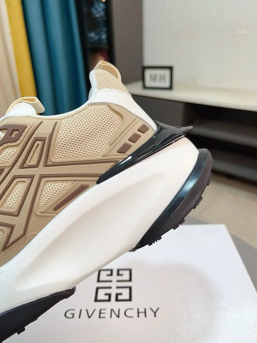 Кроссовки Мужские Givenchy 5534101