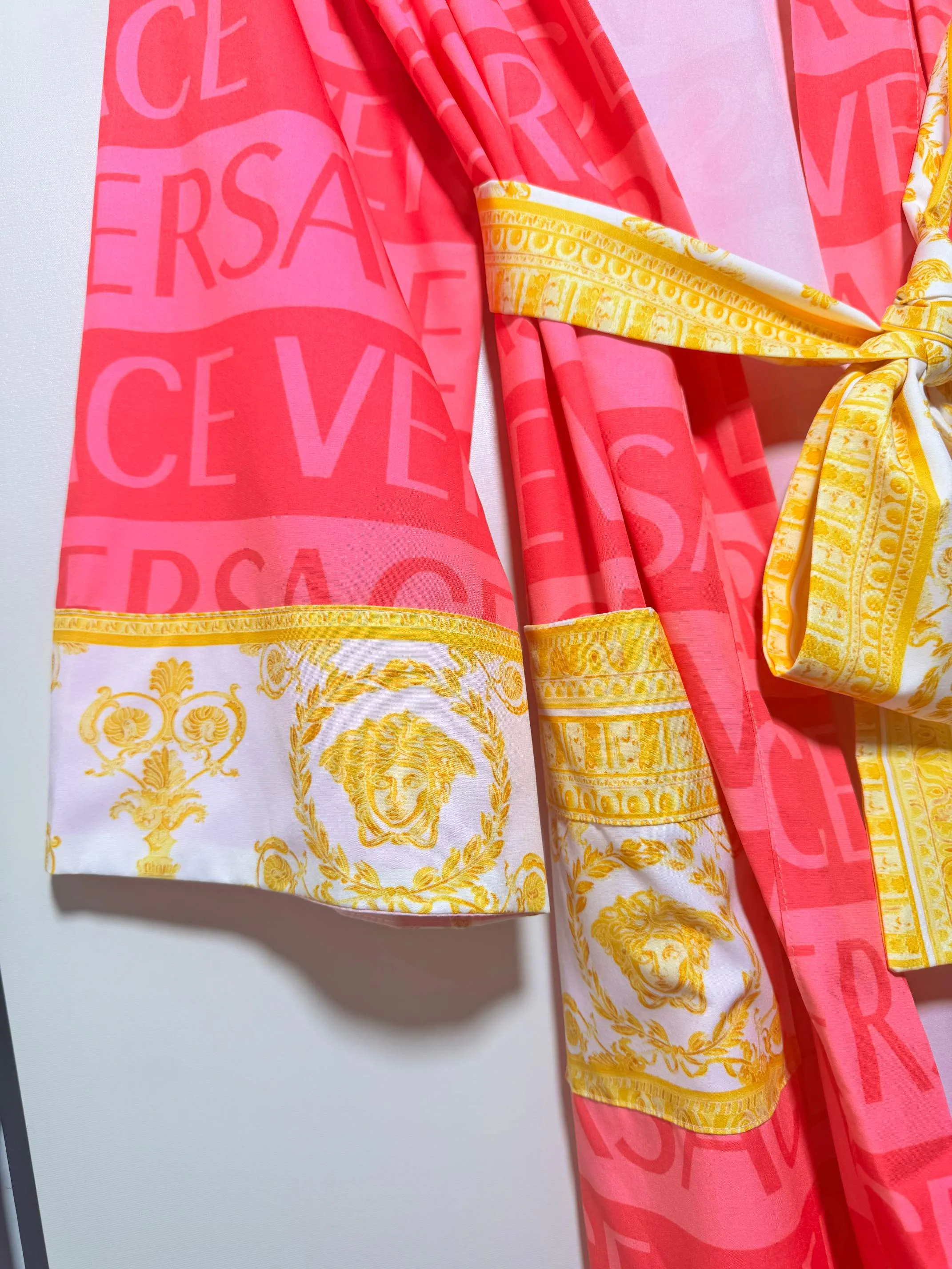 Платья Женские Versace 13191654