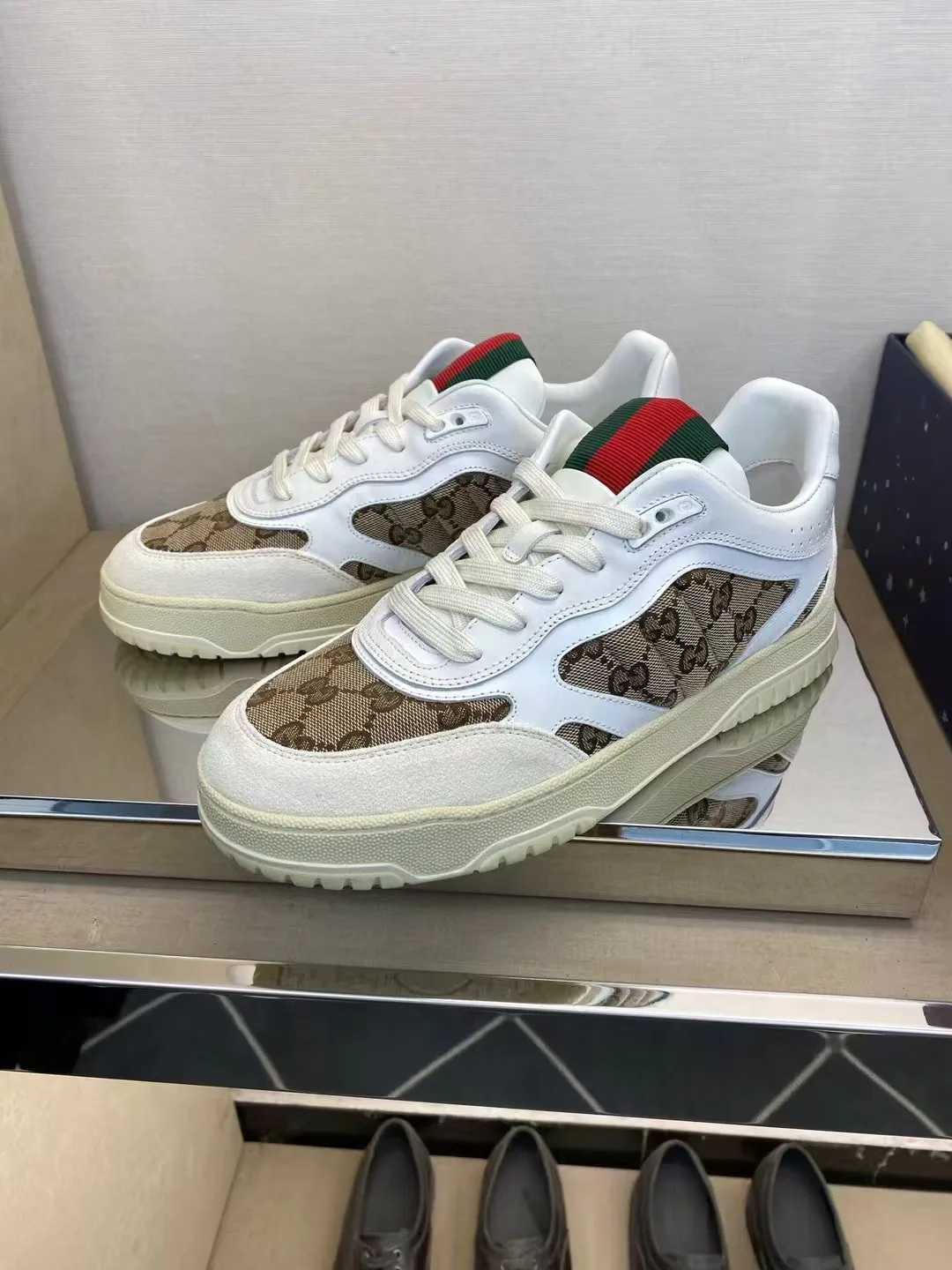 Кроссовки Мужские Gucci 17955514