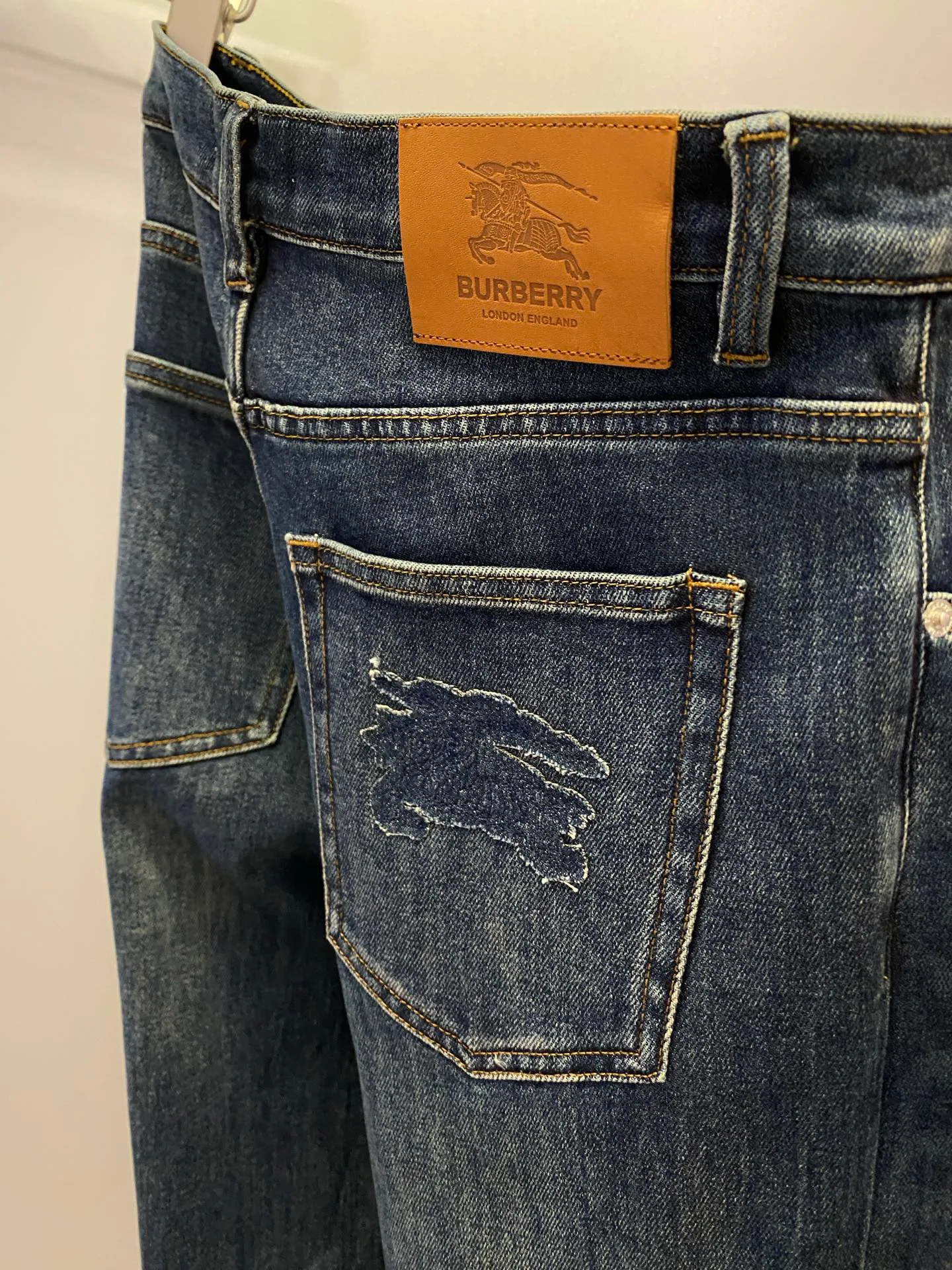 Джинсы Мужские Burberry 17975472