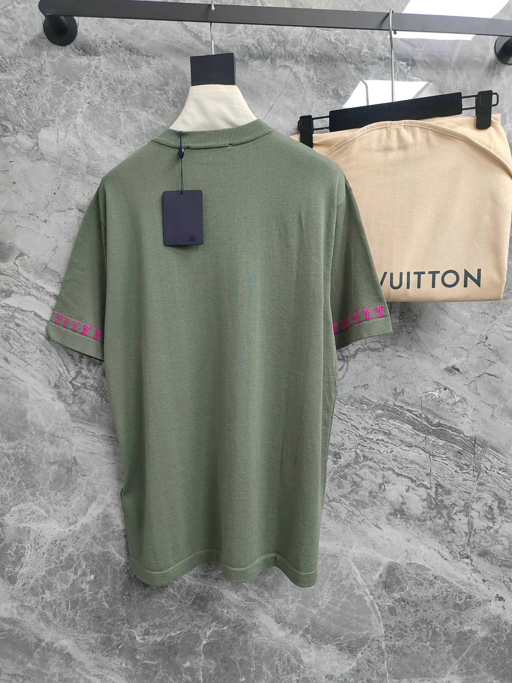 Футболки Женские Louis Vuitton 11591212