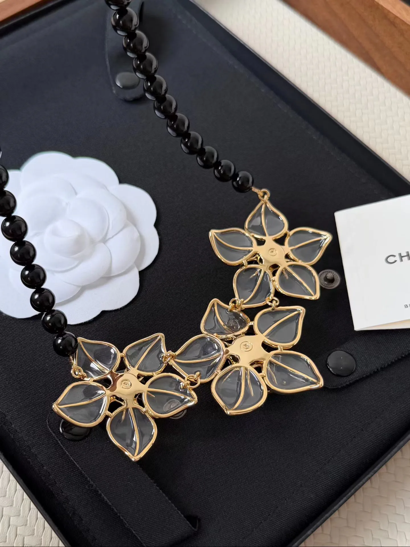 Бижутерия Chanel 18123025