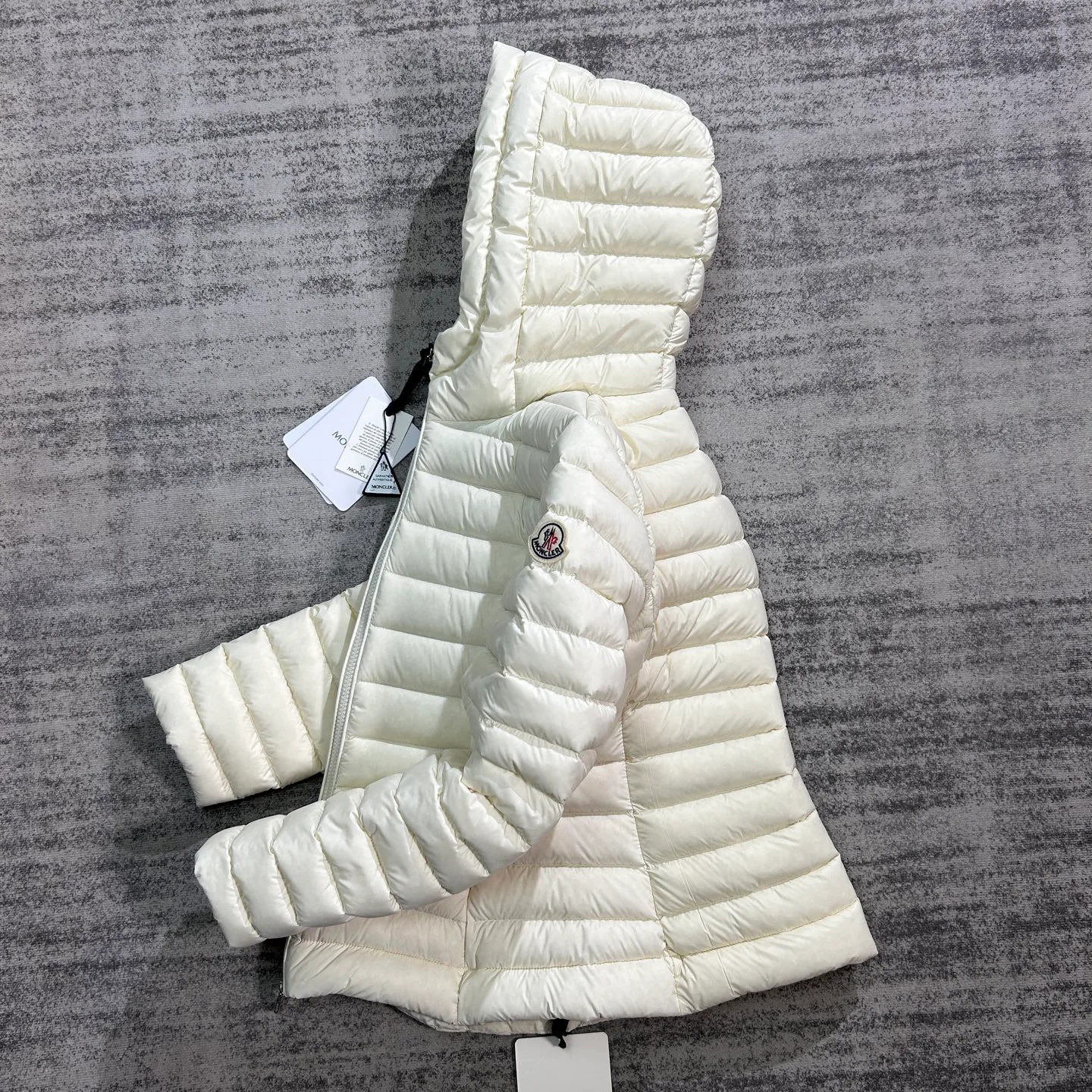 Куртки И Пуховики Женские Moncler 18133812