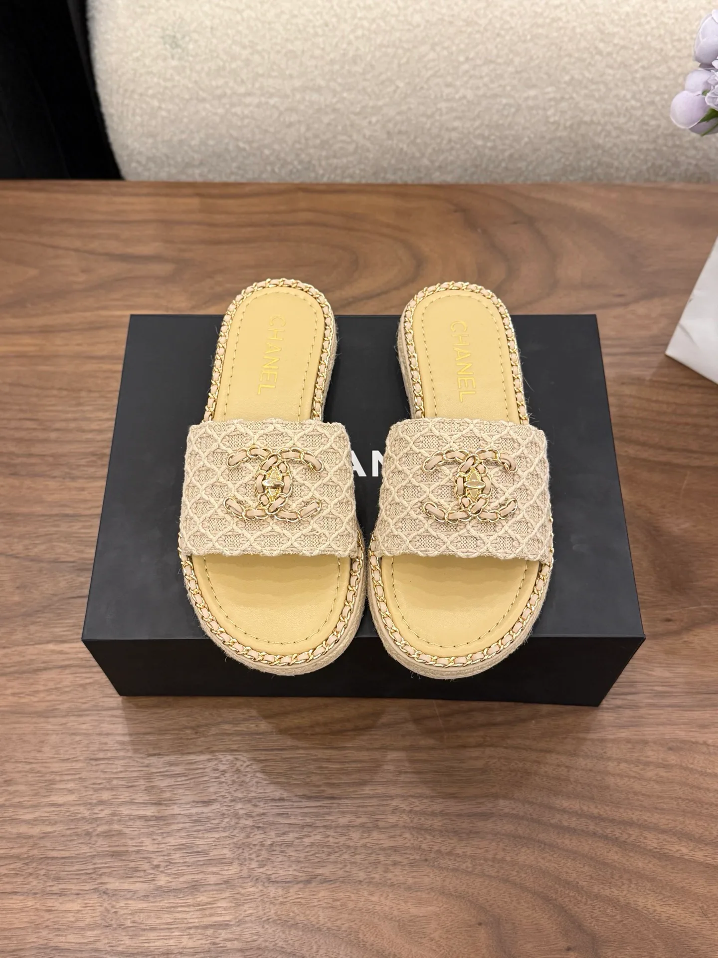 Сандалии Женские Chanel 11559237